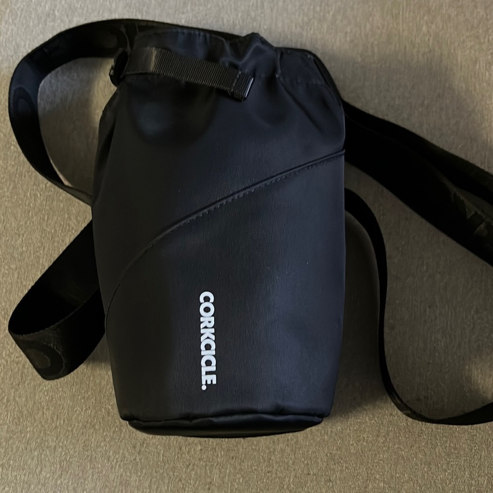 Corkcicle water bottle sling.